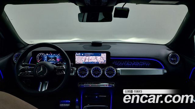 Mercedes-Benz GLB-Class 2026 — photo 7