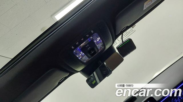 Mercedes-Benz GLB-Class 2026 — photo 17