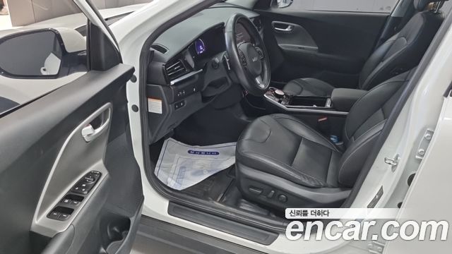 Kia Niro 2023 — photo 7