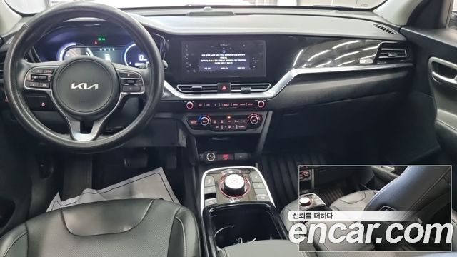 Kia Niro 2023 — photo 14