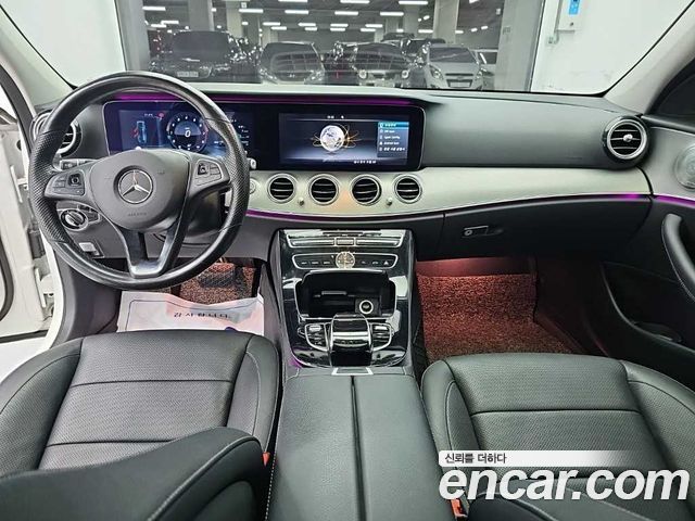 Mercedes-Benz E-Class 2017 — photo 7