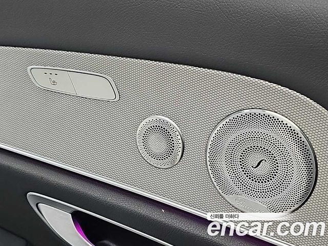 Mercedes-Benz E-Class 2017 — photo 14