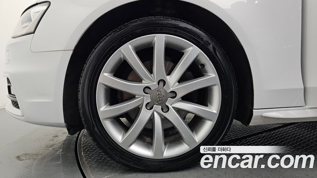 Audi A4 2015 — photo 5