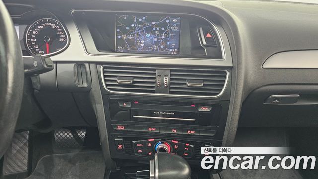 Audi A4 2015 — photo 13