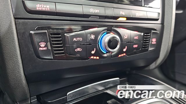Audi A4 2015 — photo 17