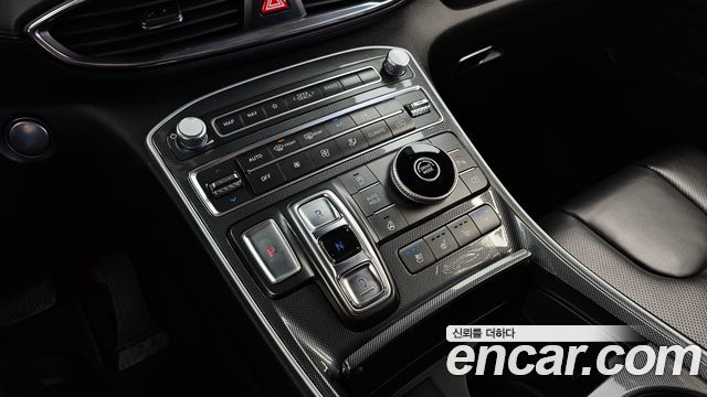 Hyundai Santafe 2021 — photo 12