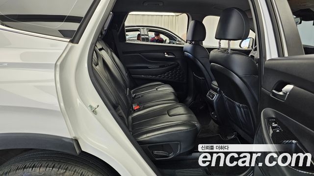 Hyundai Santafe 2021 — photo 17