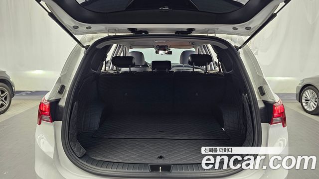 Hyundai Santafe 2021 — photo 23