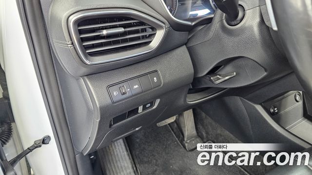 Hyundai Santafe 2021 — photo 26