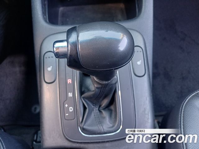 Kia K3 2013 — photo 9