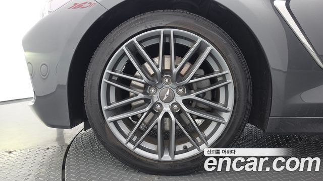 Genesis G70 2018 — photo 5