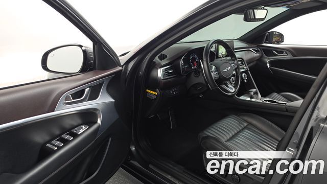 Genesis G70 2018 — photo 13
