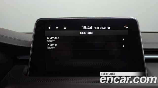 Genesis G70 2018 — photo 32