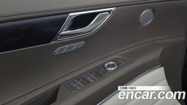 Genesis GV80 2022 — photo 29