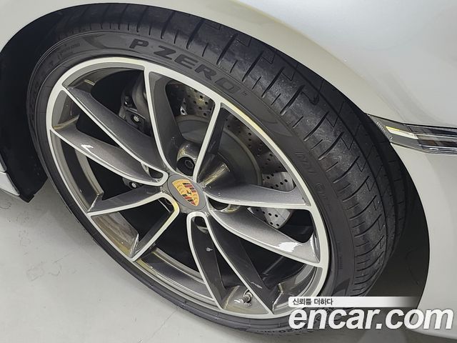 Porsche 911 2024 — photo 5