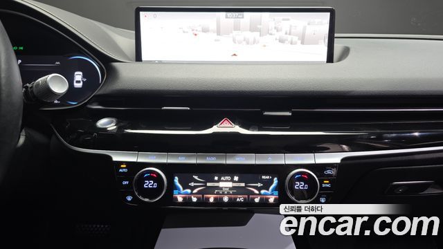 Genesis G80 2022 — photo 14