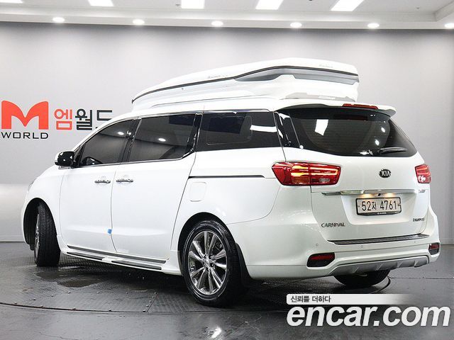 Kia Canival 2019 — photo 4