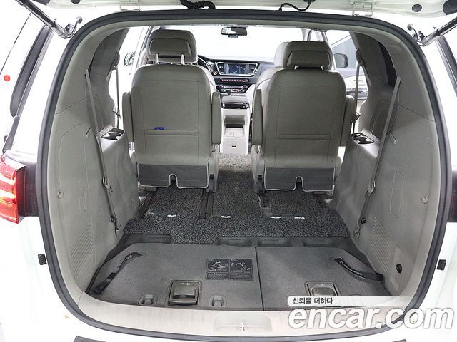 Kia Canival 2019 — photo 5