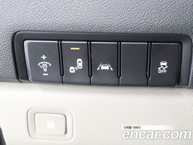 Kia Canival 2019 — photo 11