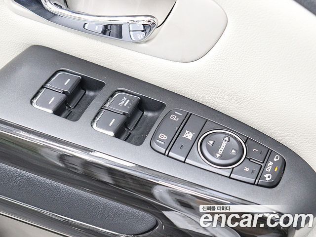 Kia Canival 2019 — photo 12