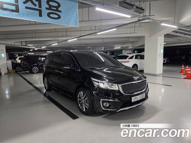 Kia Canival 2017 — photo 2