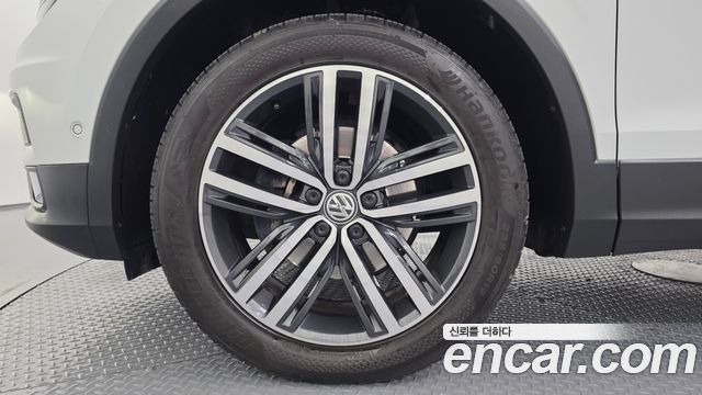 Volkswagen Tiguan 2018 — photo 5