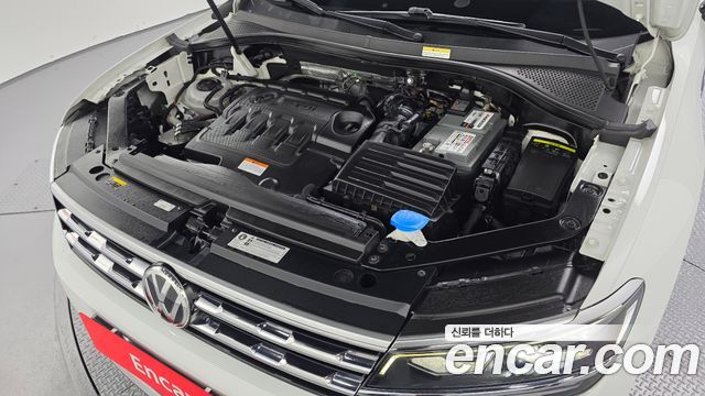 Volkswagen Tiguan 2018 — photo 6