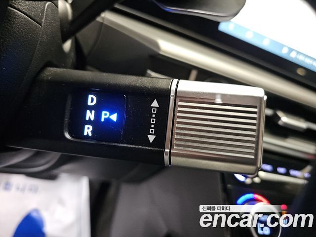 Hyundai Santafe 2024 — photo 9