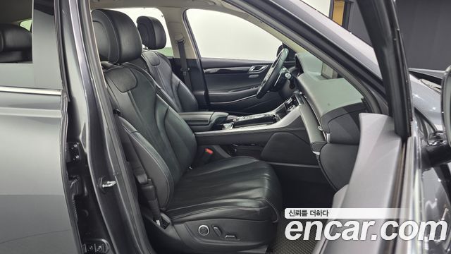 Genesis GV80 2020 — photo 12