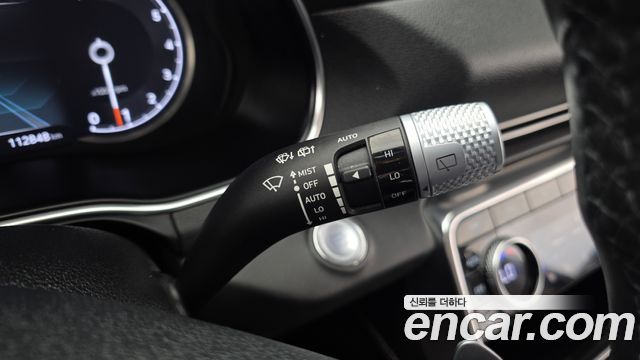 Genesis GV80 2020 — photo 16