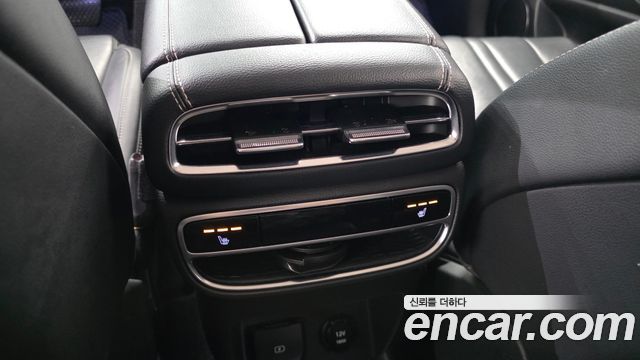 Genesis GV80 2020 — photo 19