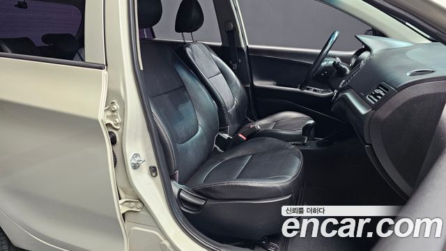 Kia morning 2013 — photo 12