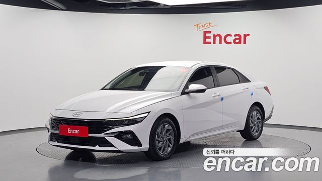 Hyundai AVANTE 2025 — photo 1