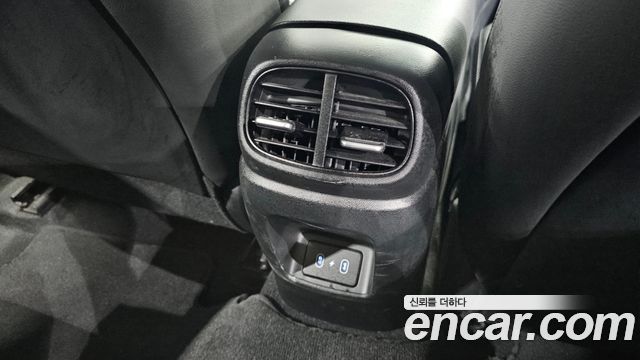 Hyundai AVANTE 2025 — photo 31