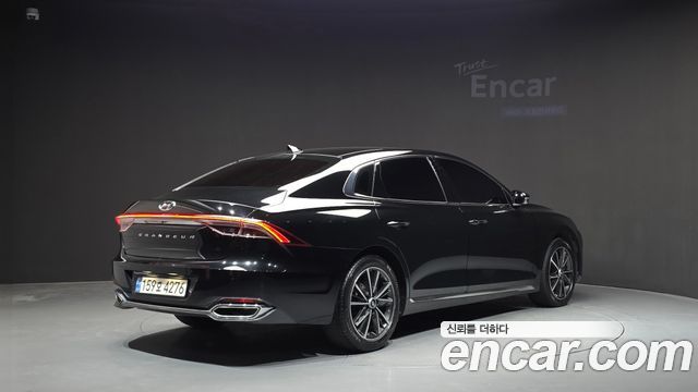 Hyundai Grandeur 2023 — photo 2