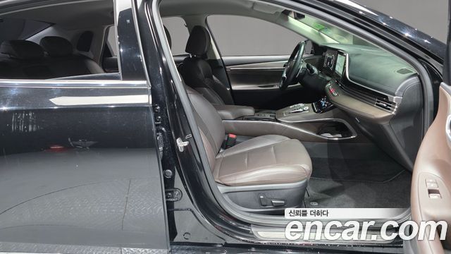 Hyundai Grandeur 2023 — photo 11