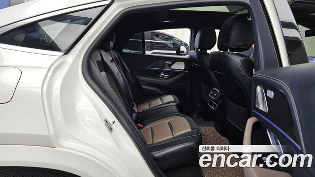 Mercedes-Benz GLE-Class 2023 — photo 18