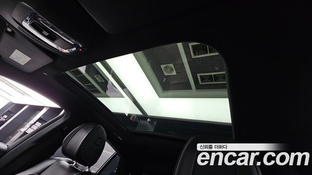 Mercedes-Benz GLE-Class 2023 — photo 25