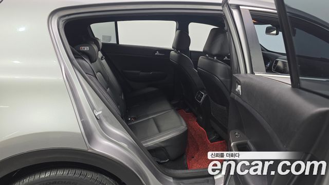 Kia Sportage 2019 — photo 17