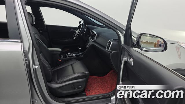 Kia Sportage 2019 — photo 16
