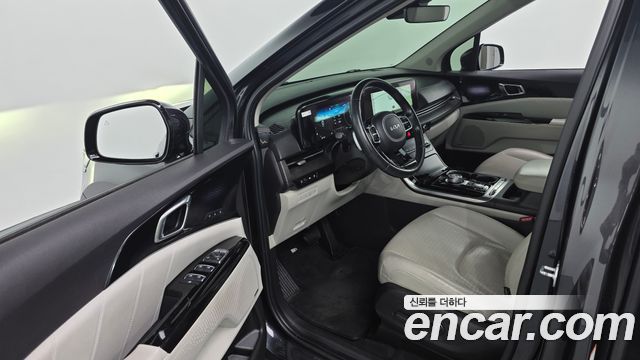 Kia Canival 2022 — photo 10