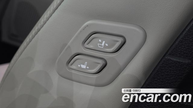 Kia Canival 2022 — photo 19