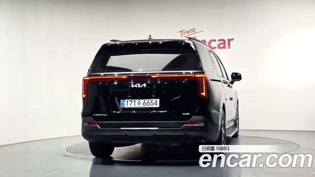 Kia Canival 2025 — photo 4