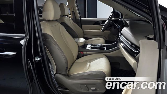 Kia Canival 2025 — photo 16