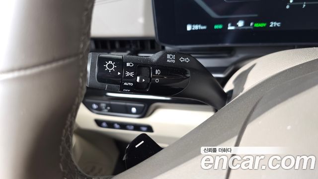 Kia Canival 2025 — photo 28
