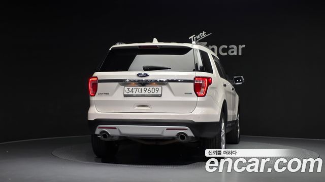 Ford Explorer 2017 — photo 4