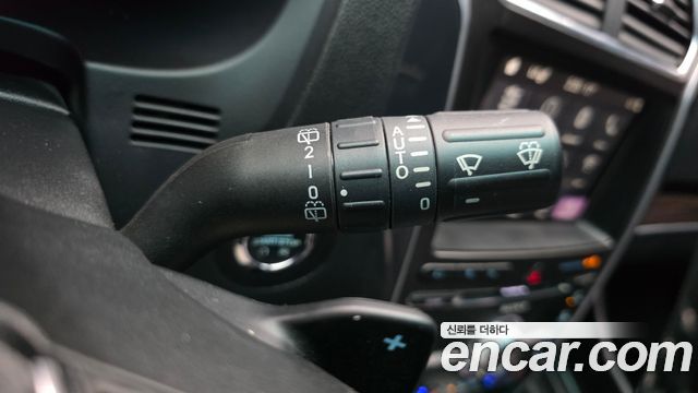 Ford Explorer 2017 — photo 31