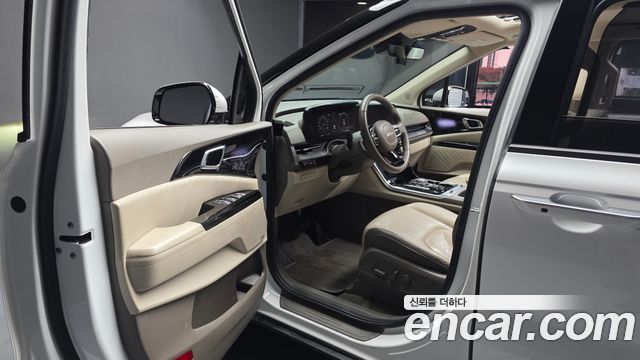 Kia Canival 2023 — photo 10