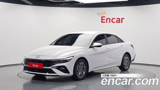 Hyundai AVANTE 2024 — photo 1