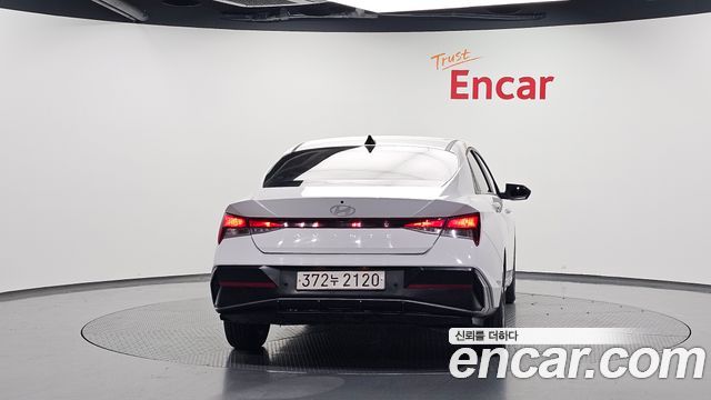 Hyundai AVANTE 2024 — photo 4